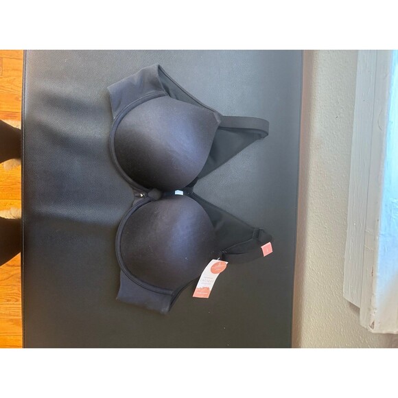 Cacique Boost Plunge Black Back smoother Bra NWT Size 44B - Picture 1 of 7